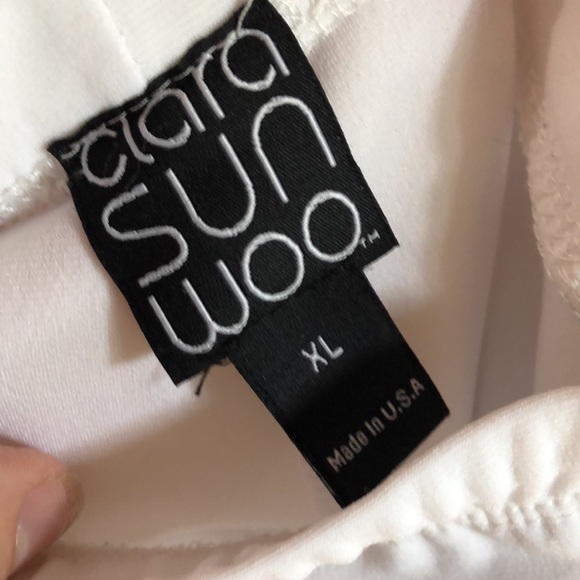 Outfit of high low tunic and legging - Picture 7 of 8